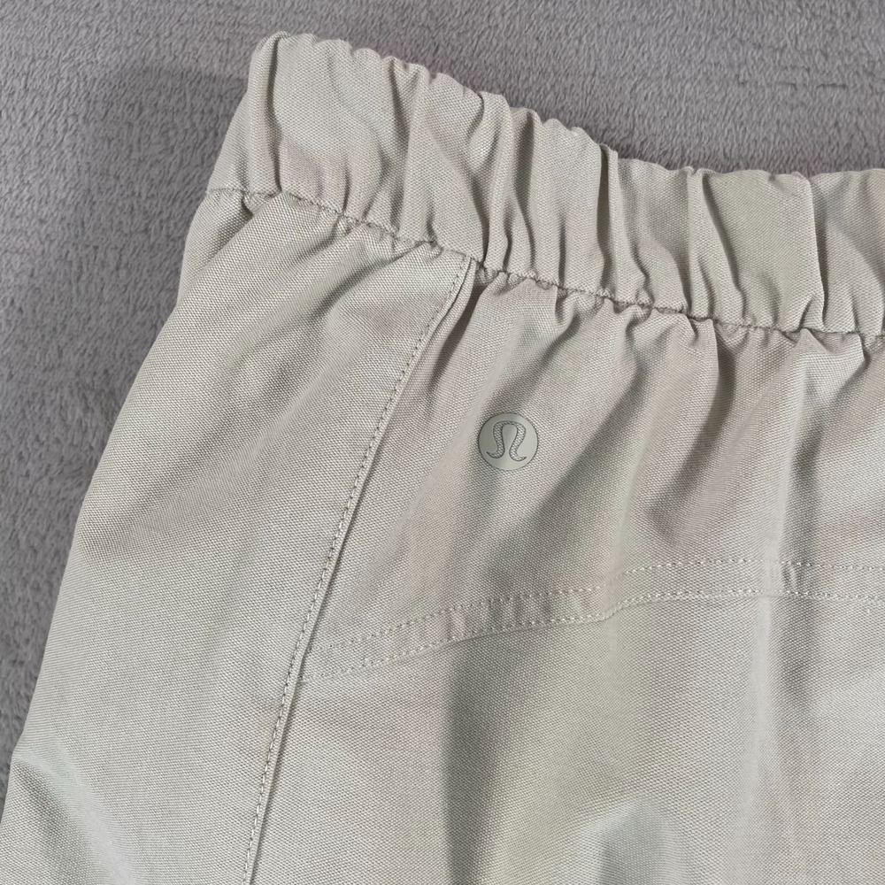 Lululemon Light Utilitech Cargo Pocket High-Rise Barrel Pants Wmn 29 Ivory $148 - Picture 4 of 9